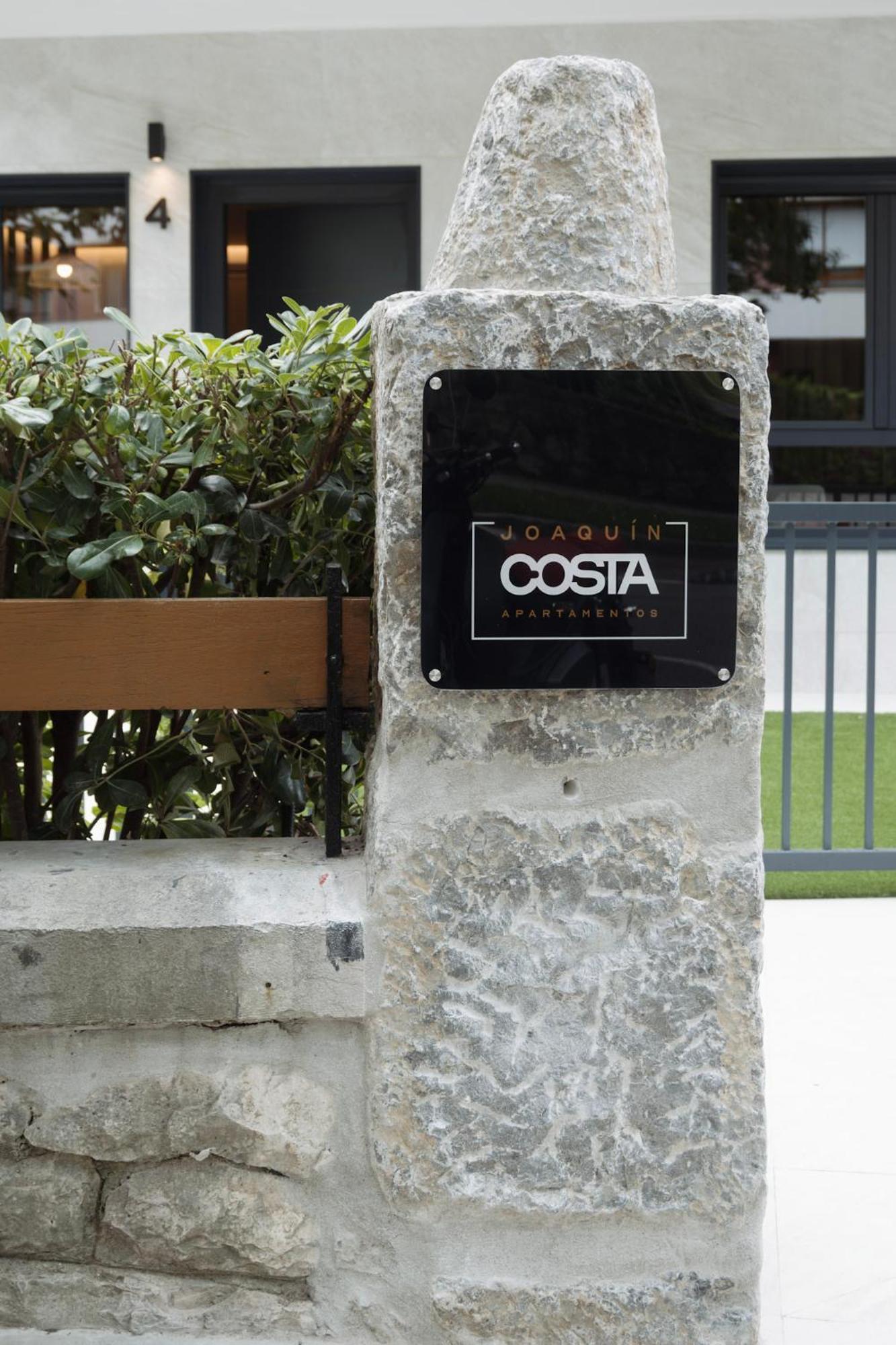 Apartamentos Joaquin Costa Santander Exteriör bild
