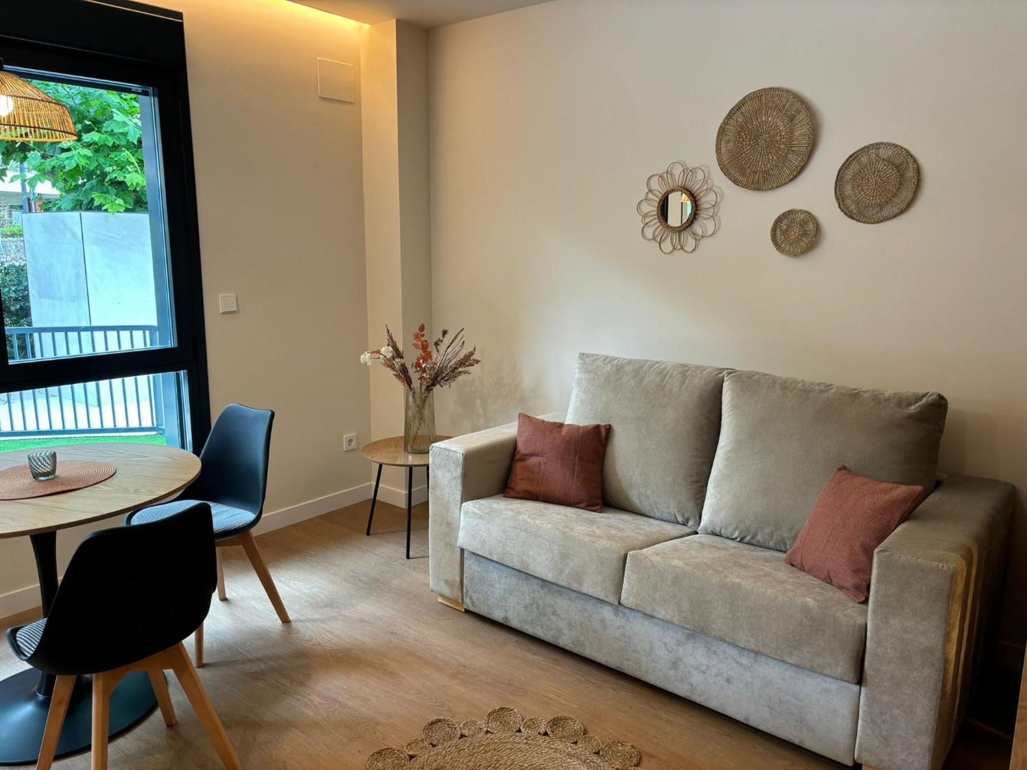 Apartamentos Joaquin Costa Santander Exteriör bild