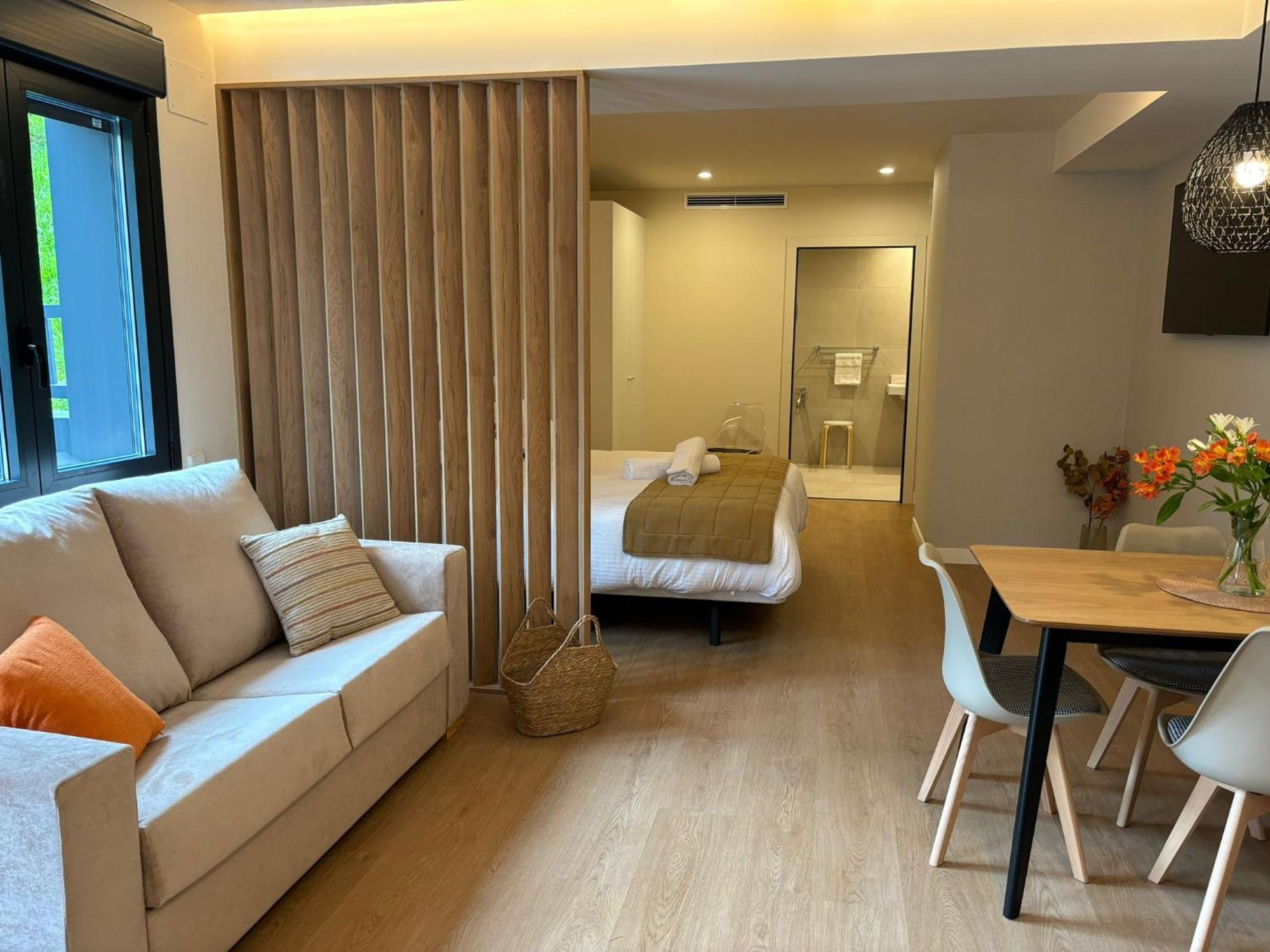 Apartamentos Joaquin Costa Santander Exteriör bild