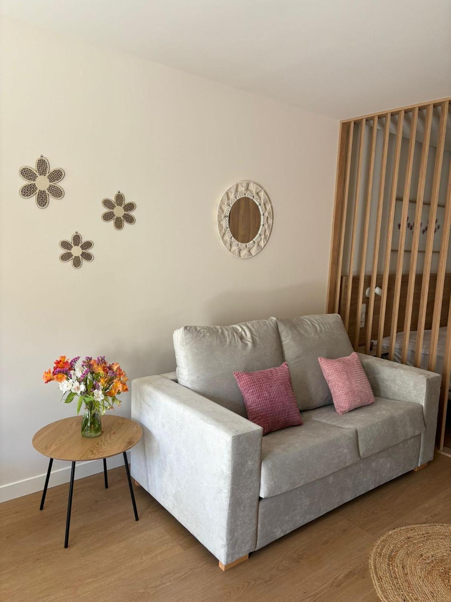 Apartamentos Joaquin Costa Santander Exteriör bild